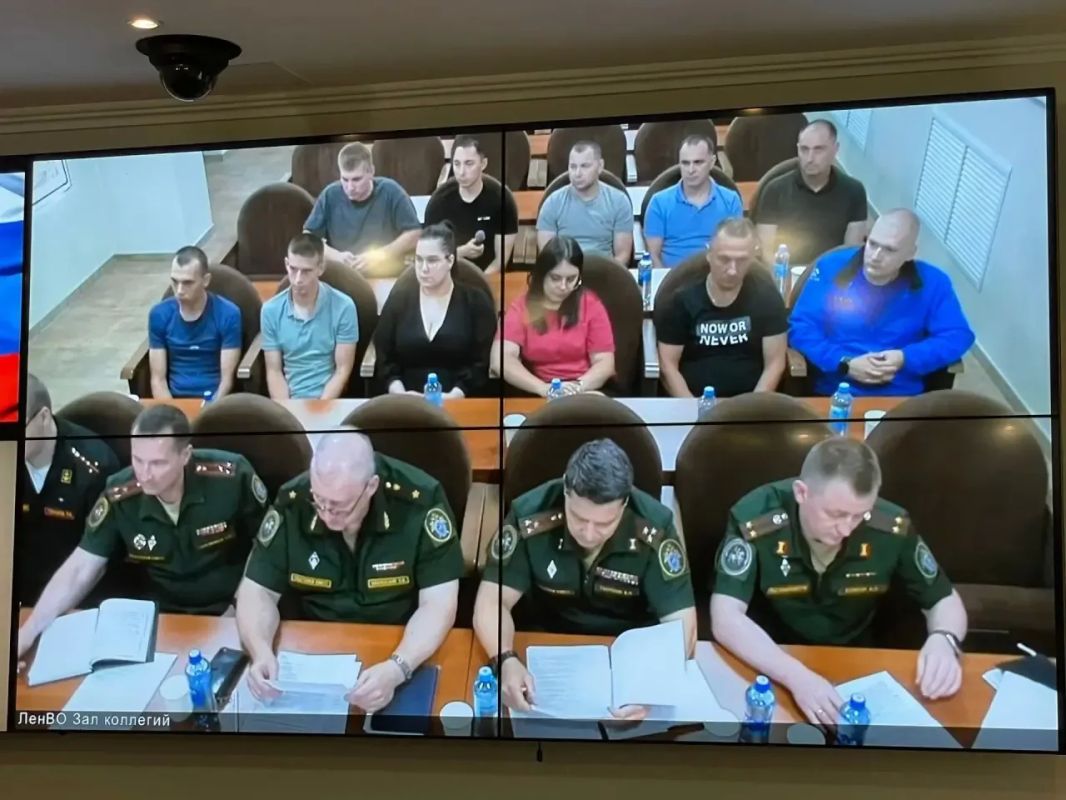 Заявители из Ленинградской области поблагодарили заместителя Председателя СК России – руководителя ГВСУ за помощь в восстановлении их прав Заявители из Ленинградской области поблагодарили заместителя Председателя СК России – руководителя ГВСУ за помощь в восстановлении их прав