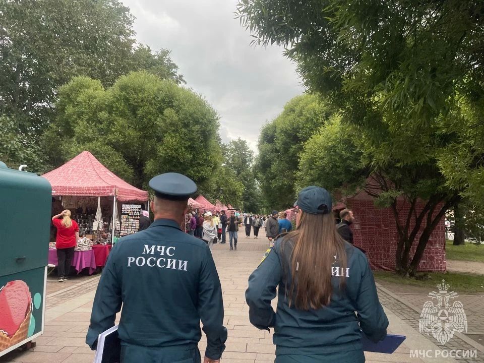 Безопасность фестиваля - под контролем сотрудников МЧС России Безопасность фестиваля - под контролем сотрудников МЧС России