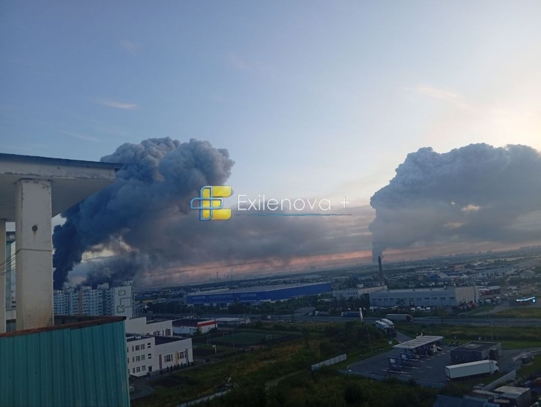 Хохлы атаковали беспилотниками еще один склад willdberriries в Ленинградской области Хохлы атаковали беспилотниками еще один склад willdberriries в Ленинградской области