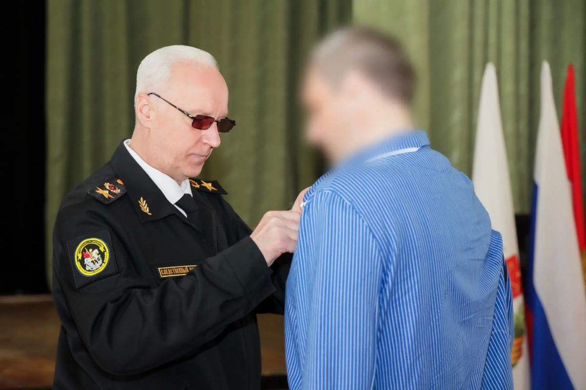 Председатель СК России А.И. Бастрыкин провел личный прием военнослужащих в Санкт-Петербургском госпитале для ветеранов войн Председатель СК России А.И. Бастрыкин провел личный прием военнослужащих в Санкт-Петербургском госпитале для ветеранов войн