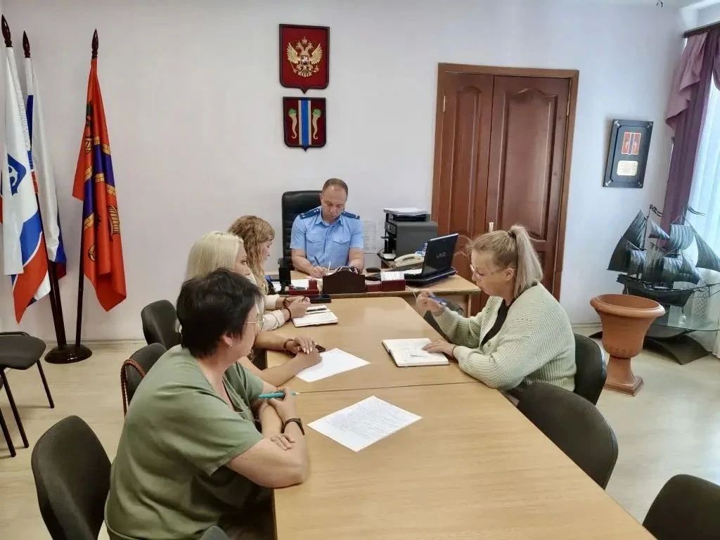 И.о. Волховского городского прокурора провел выездной прием участников СВО и членов их семей И.о. Волховского городского прокурора провел выездной прием участников СВО и членов их семей