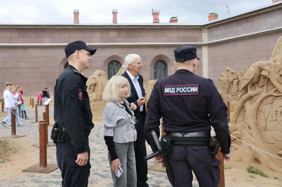 Друзья, сегодня рубрика #ИсториясГеографией посетила СанктПетербург — город, где искусство оживает в каждой детали Друзья, сегодня рубрика #ИсториясГеографией посетила СанктПетербург — город, где искусство оживает в каждой детали