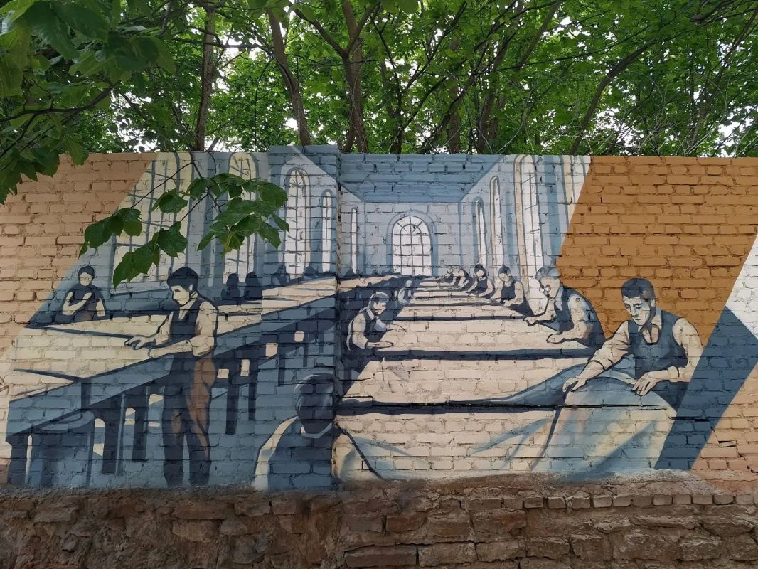 "Парусинка" — один из самых колоритных исторических городских районов не только Ивангорода, но и всей Ленобласти "Парусинка" — один из самых колоритных исторических городских районов не только Ивангорода, но и всей Ленобласти