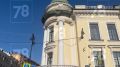 Куски лепнины упали со здания Ленинградского областного суда на Фонтанке