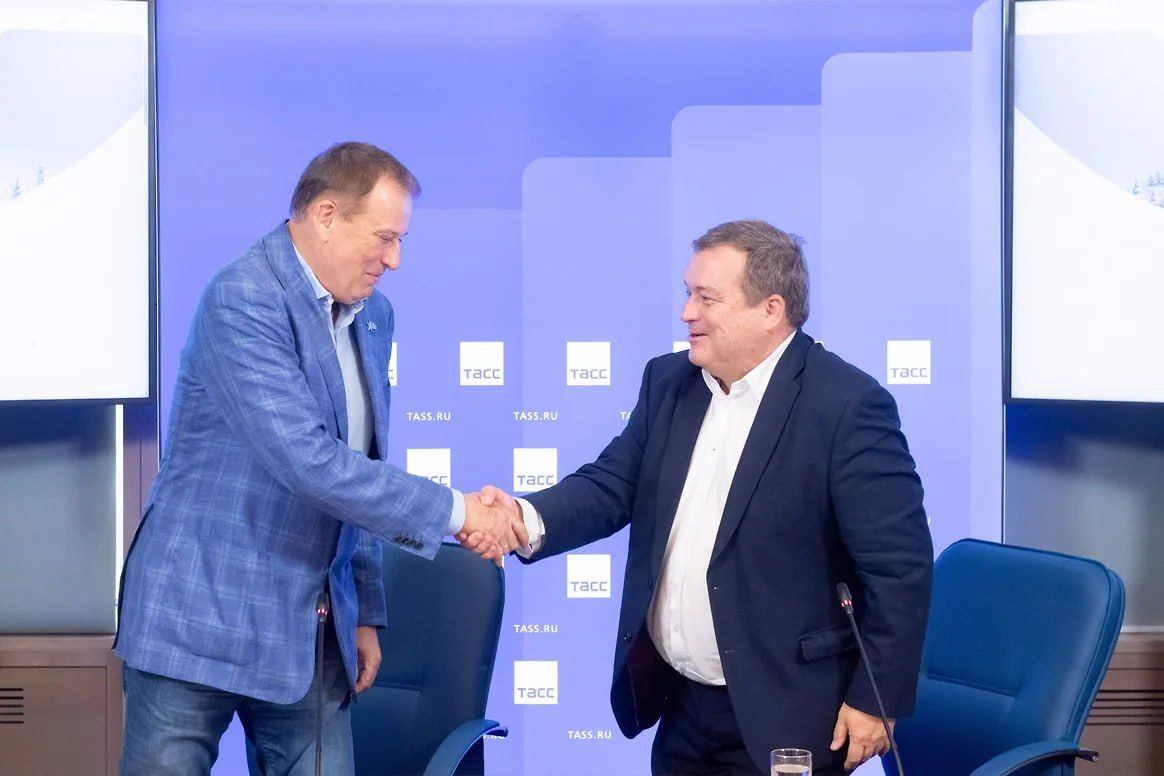 Издательский дом Коммерсантъ стал первым партнером столетия Ленинградской области Издательский дом Коммерсантъ стал первым партнером столетия Ленинградской области