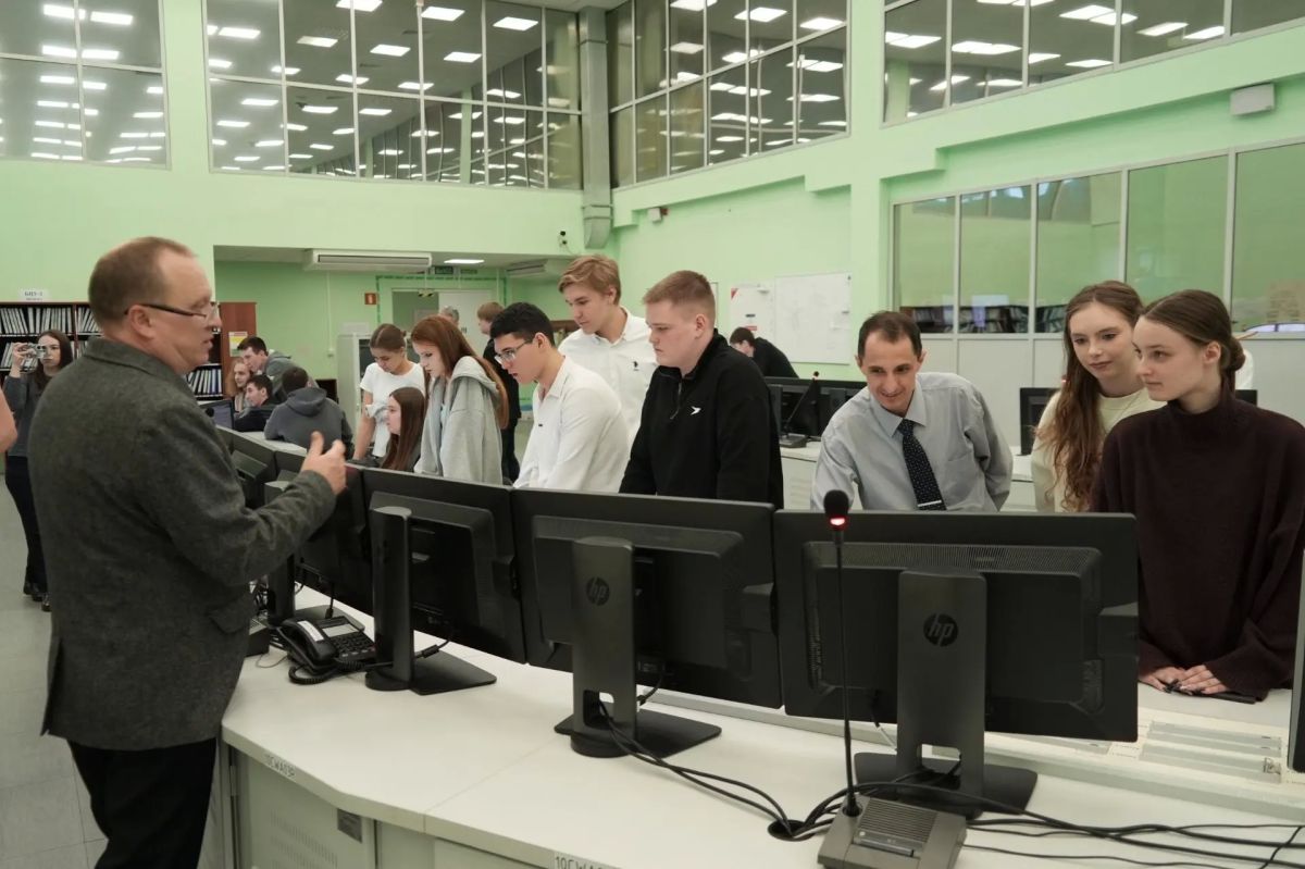 Александр Дрозденко: Ленинградская АЭС — одно из крупнейших предприятий региона и один из флагманов отечественной атомной энергетики Александр Дрозденко: Ленинградская АЭС — одно из крупнейших предприятий региона и один из флагманов отечественной атомной энергетики