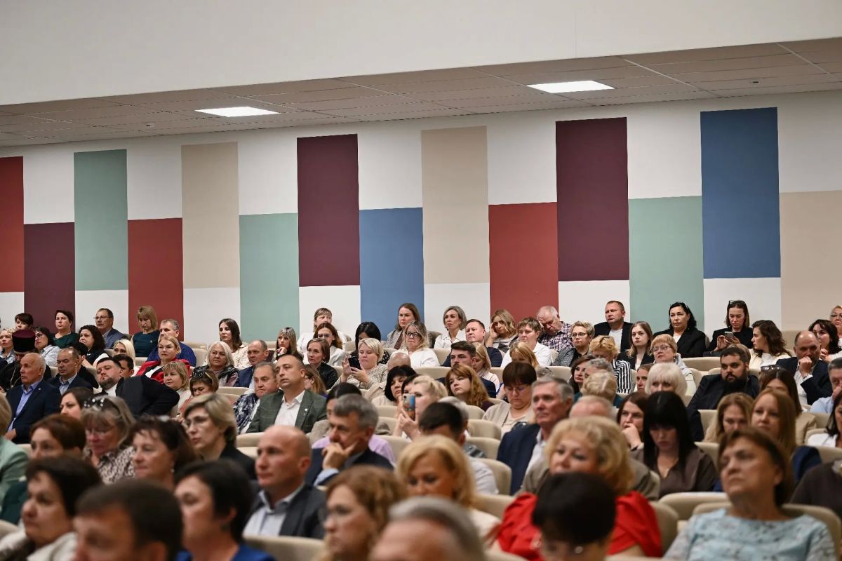 Александр Дрозденко: В Волхове прошёл III региональный Муниципальный форум «Ленинградская область — территория мира и согласия» Александр Дрозденко: В Волхове прошёл III региональный Муниципальный форум «Ленинградская область — территория мира и согласия»