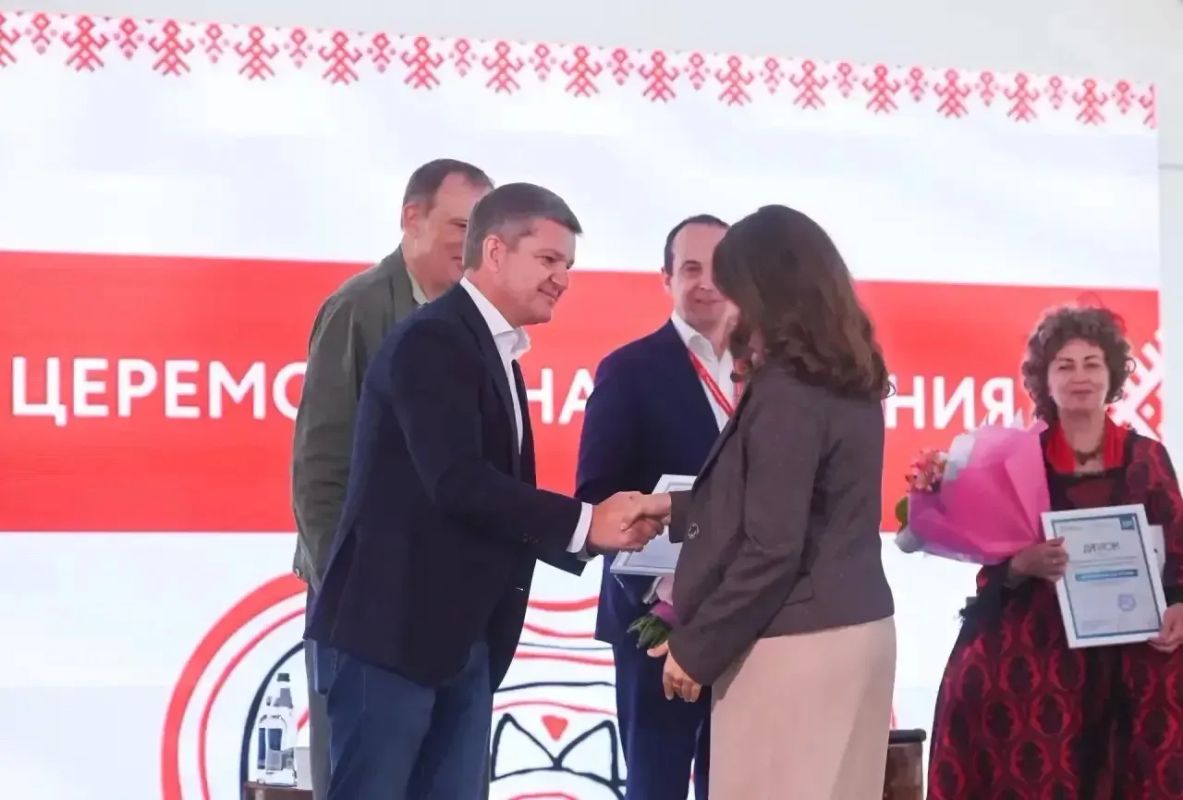Роман Карманов принял участие в VI Гражданском форуме Ленинградской области «Команда 47» Роман Карманов принял участие в VI Гражданском форуме Ленинградской области «Команда 47»
