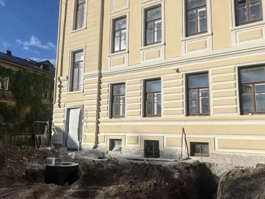Капитальный ремонт Гатчинской школы №4 с углублённым изучением отдельных предметов выходит на финишную прямую — завершить его планируют до конца года Капитальный ремонт Гатчинской школы №4 с углублённым изучением отдельных предметов выходит на финишную прямую — завершить его планируют до конца года