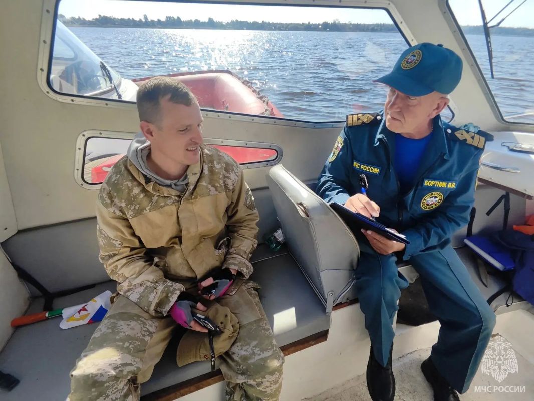 Совместное патрулирование на водных объектах Волховского района Совместное патрулирование на водных объектах Волховского района