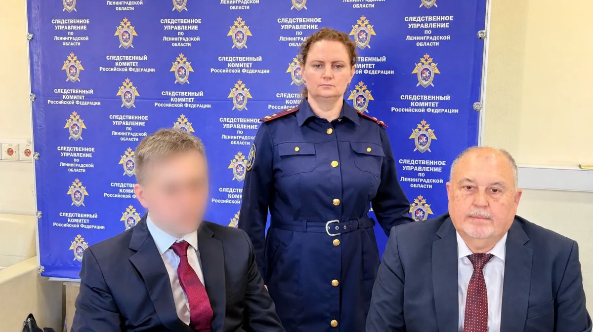 Следователь-криминалист, проходящий службу в зоне СВО, и председатель Совета ветеранов следствия провели для кадет профильных кадетских классов СК России «Урок мужества» Следователь-криминалист, проходящий службу в зоне СВО, и председатель Совета ветеранов следствия провели для кадет профильных кадетских классов СК России «Урок мужества»