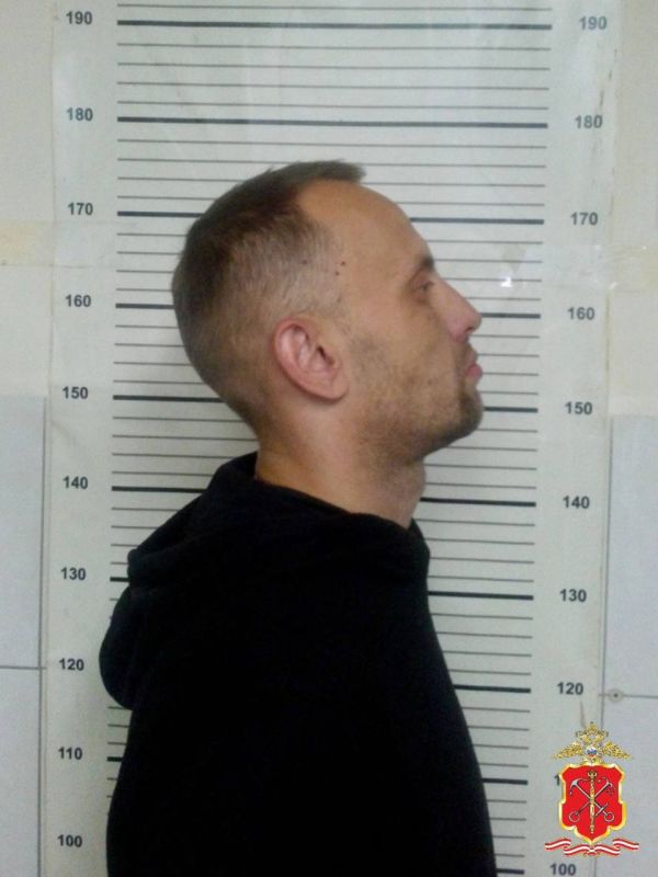 Попался на хулиганстве — вскрылось мошенничество: полицейские поймали курьера-мошенника, оставившего пенсионерку без накоплений Попался на хулиганстве — вскрылось мошенничество: полицейские поймали курьера-мошенника, оставившего пенсионерку без накоплений