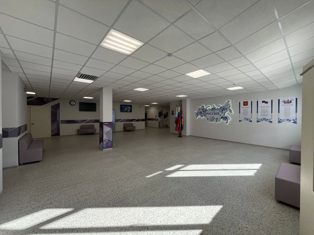 Новая школа открылась в Школьном переулке Кудрово Новая школа открылась в Школьном переулке Кудрово