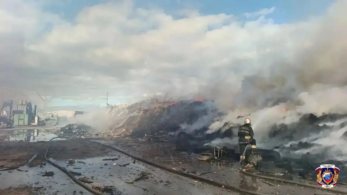 Комитет правопорядка и безопасности Ленинградской области публикует видео и фото с места пожара во Всеволожском районе, где горит мусор на территории несанкционированной свалки Комитет правопорядка и безопасности Ленинградской области публикует видео и фото с места пожара во Всеволожском районе, где горит мусор на территории несанкционированной свалки
