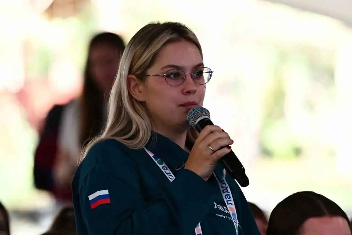 Александр Дрозденко: Большую часть встречи с участниками «Ладоги» посвятили открытому разговору Александр Дрозденко: Большую часть встречи с участниками «Ладоги» посвятили открытому разговору