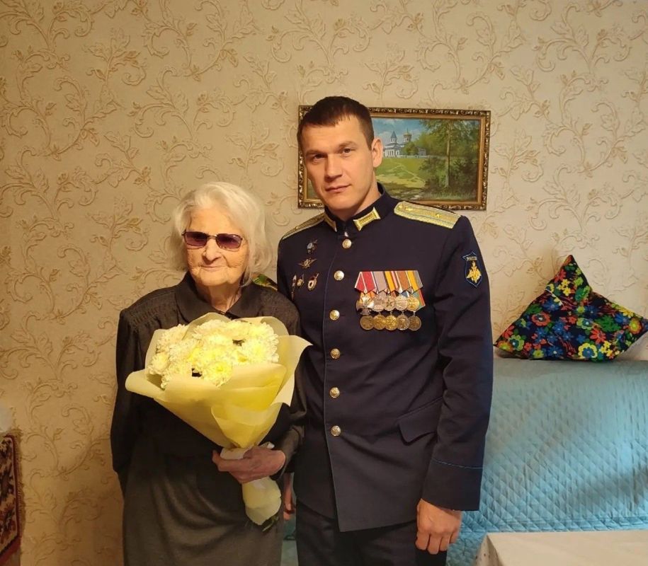 Ветеран из Сланцевского района Валентина Пименова отметила 100-летие Ветеран из Сланцевского района Валентина Пименова отметила 100-летие