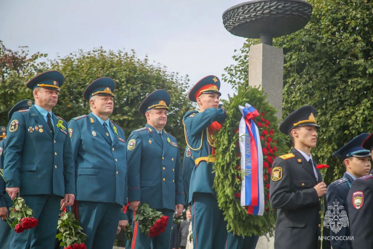Никто не забыт, ничто не забыто Никто не забыт, ничто не забыто