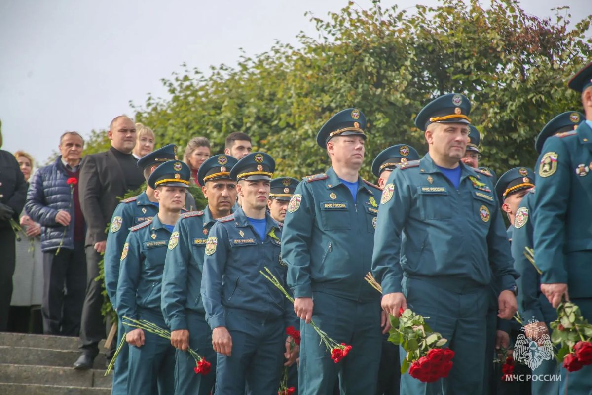 Никто не забыт, ничто не забыто Никто не забыт, ничто не забыто
