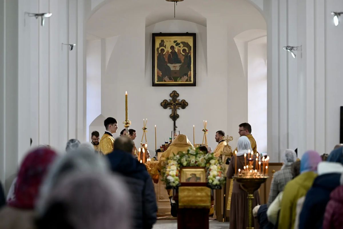 В Шлиссельбурге и крепости Орешек прошли торжественные мероприятия, посвящённые 302-й годовщине перенесения мощей святого благоверного князя Александра Невского в Санкт-Петербург В Шлиссельбурге и крепости Орешек прошли торжественные мероприятия, посвящённые 302-й годовщине перенесения мощей святого благоверного князя Александра Невского в Санкт-Петербург