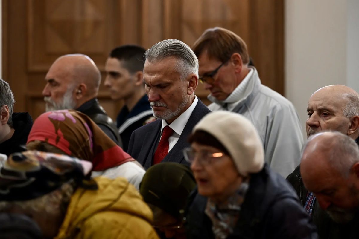 В Шлиссельбурге и крепости Орешек прошли торжественные мероприятия, посвящённые 302-й годовщине перенесения мощей святого благоверного князя Александра Невского в Санкт-Петербург В Шлиссельбурге и крепости Орешек прошли торжественные мероприятия, посвящённые 302-й годовщине перенесения мощей святого благоверного князя Александра Невского в Санкт-Петербург