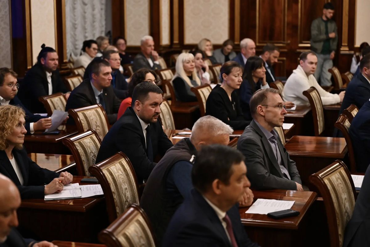 Александр Дрозденко: Спортивный врач — это не «кабинетная» специальность Александр Дрозденко: Спортивный врач — это не «кабинетная» специальность