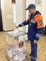Сегодня, в день выборов в Государственную Думу и Законодательное собрание Ленинградской области, свой гражданский долг исполняет и личный состав поисково-спасательного отряда г. Приозерска