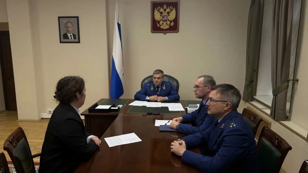 Прокурор Ленинградской области провел личный прием граждан