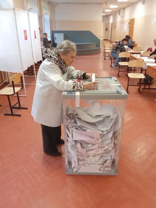 Второй день голосования в Ленинградской области Второй день голосования в Ленинградской области