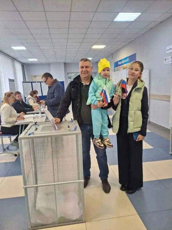 «На выборы всей семьёй» — такой конкурс проходит в Лужском районе «На выборы всей семьёй» — такой конкурс проходит в Лужском районе