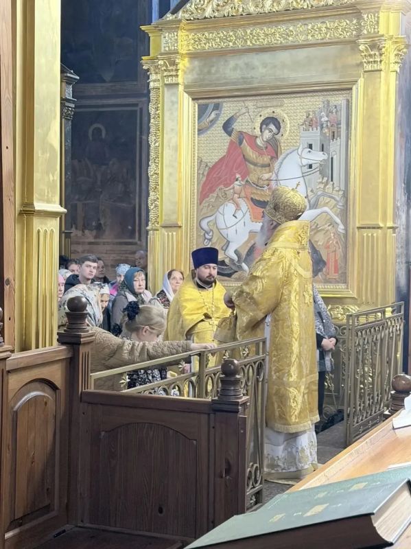 Глава администрации Тихвинского района Ленинградской области Алексей Брицун тоже отдал свой голос Глава администрации Тихвинского района Ленинградской области Алексей Брицун тоже отдал свой голос