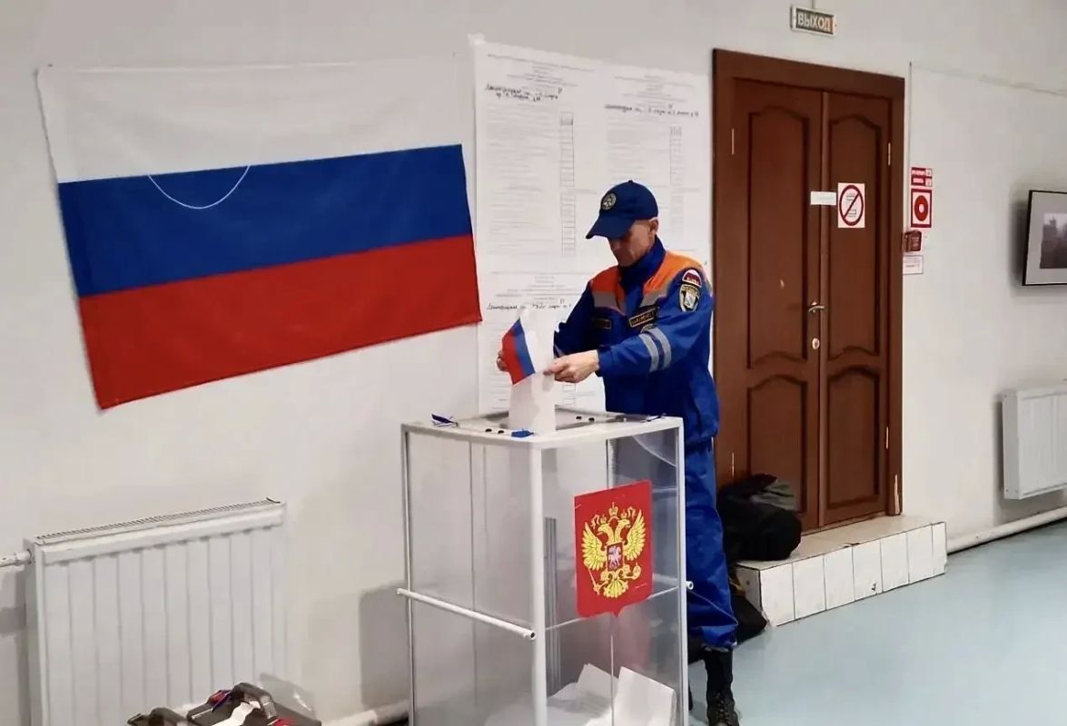 Голосуют спасатели: ответственность в каждом действии Голосуют спасатели: ответственность в каждом действии