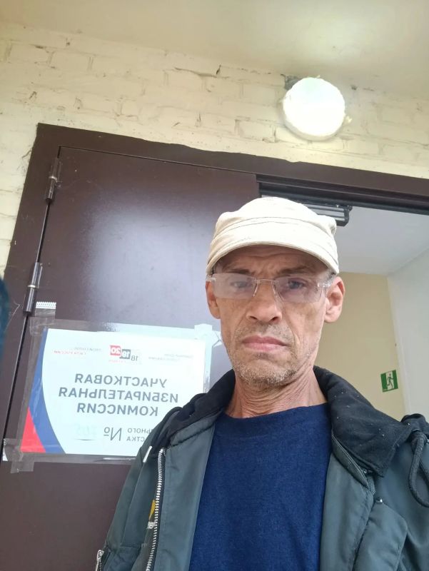 Работа в сфере ЖКХ — непростая, часто слесари, сварщики, машинисты насосных установок, водители спецтехники выходят на сутки: обеспечивают работу очистных сооружений, ведут профилактику, устраняют аварии Работа в сфере ЖКХ — непростая, часто слесари, сварщики, машинисты насосных установок, водители спецтехники выходят на сутки: обеспечивают работу очистных сооружений, ведут профилактику, устраняют аварии