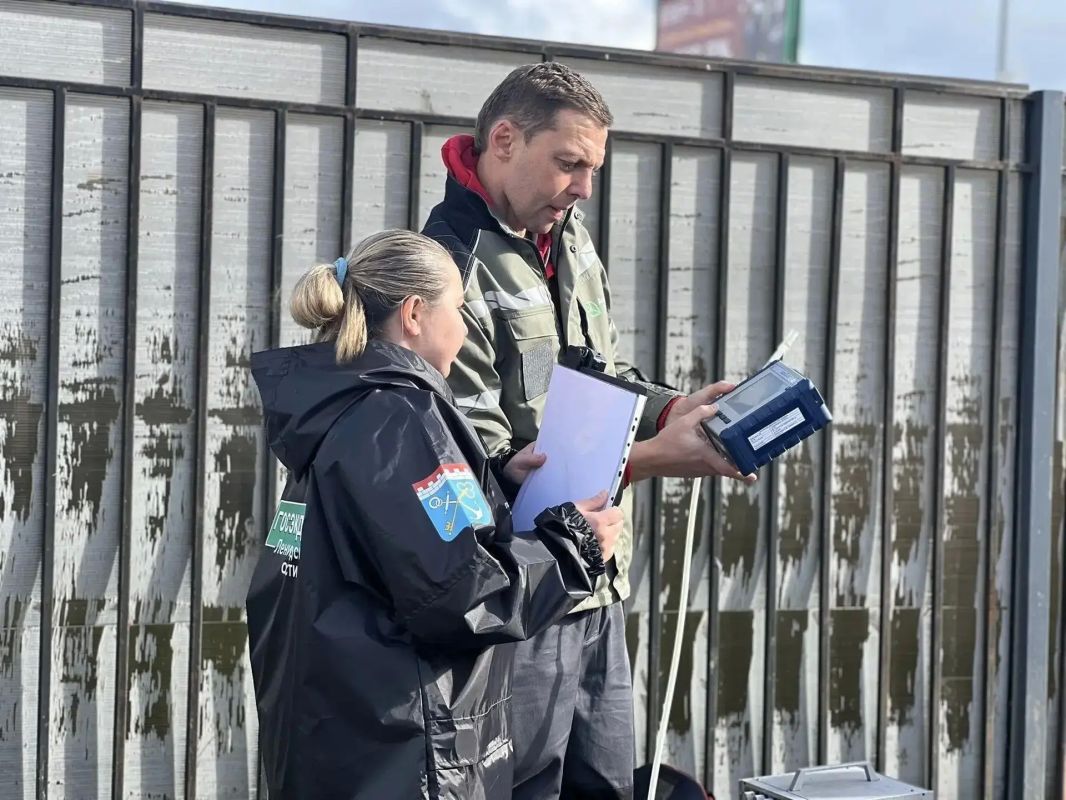 Госэконадзор проверил канализационную насосную станцию № 5 в Янино на Голландской улице Госэконадзор проверил канализационную насосную станцию № 5 в Янино на Голландской улице
