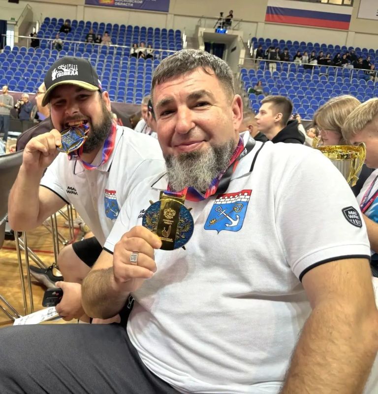 Команда Ленинградской области «Боевые черепахи» взяла золото в дисциплине «фиджитал-тактическое двоеборье» и заняла третье место в общекомандном зачёте на Всероссийском турнире по адаптивному фиджитал-спорту «Богатырское... Команда Ленинградской области «Боевые черепахи» взяла золото в дисциплине «фиджитал-тактическое двоеборье» и заняла третье место в общекомандном зачёте на Всероссийском турнире по адаптивному фиджитал-спорту «Богатырское...