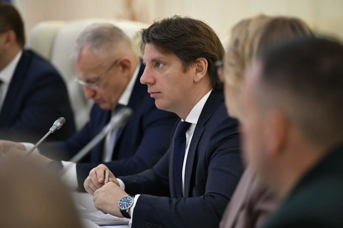 О результатах сотрудничества Ленинградской области и Беларуси в строительстве и ЖКХ вице-губернатор Евгений Барановский доложил на четырнадцатом заседании Совместной комиссии