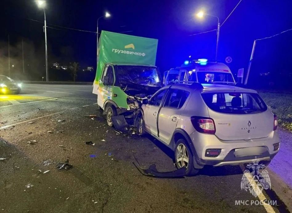 ДТП в Гатчинском округе: столкновение трёх автомобилей ДТП в Гатчинском округе: столкновение трёх автомобилей