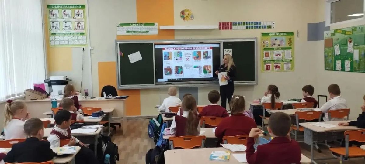 Безопасность начинается с детства: итоги Месячника пожарной безопасности в Ленинградской области Безопасность начинается с детства: итоги Месячника пожарной безопасности в Ленинградской области