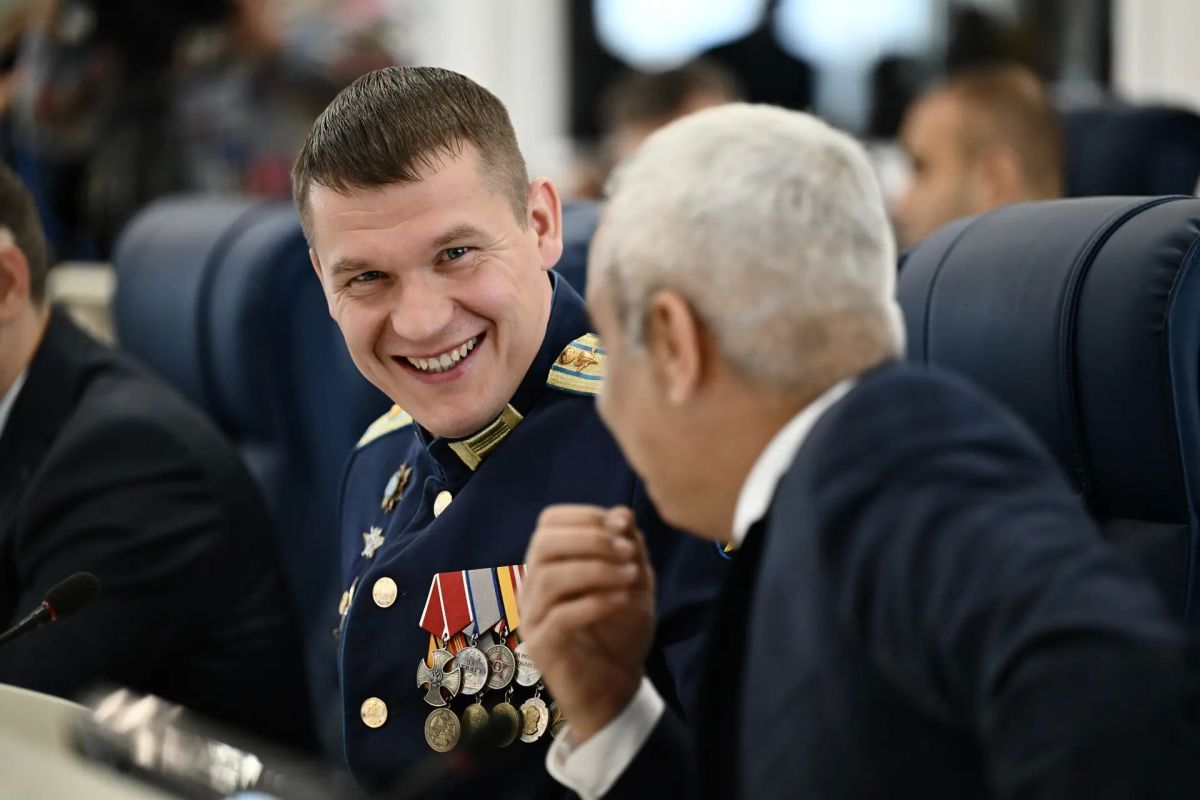 Александр Дрозденко: Принял участие в первом заседании Законодательного собрания Ленинградской области восьмого созыва Александр Дрозденко: Принял участие в первом заседании Законодательного собрания Ленинградской области восьмого созыва