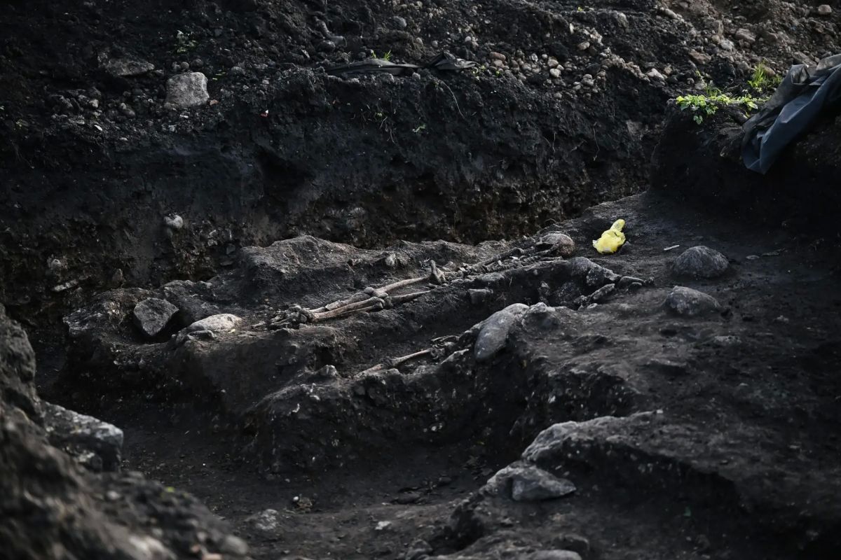 Александр Дрозденко: В Старой Ладоге история лежит буквально под ногами Александр Дрозденко: В Старой Ладоге история лежит буквально под ногами
