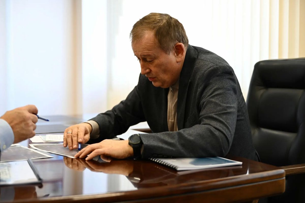 Александр Дрозденко: Договорились с вице-премьером Маратом Хуснуллиным о федеральной поддержке проектов строительства дорог, коммунальных сетей и социальных объектов, которые реализуем в рамках комплексного развития... Александр Дрозденко: Договорились с вице-премьером Маратом Хуснуллиным о федеральной поддержке проектов строительства дорог, коммунальных сетей и социальных объектов, которые реализуем в рамках комплексного развития...