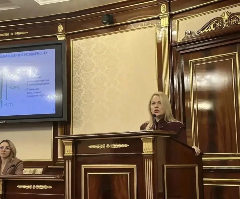 Почти 6,5 тыс. родов приняли в Ленинградской области с начала года Почти 6,5 тыс. родов приняли в Ленинградской области с начала года