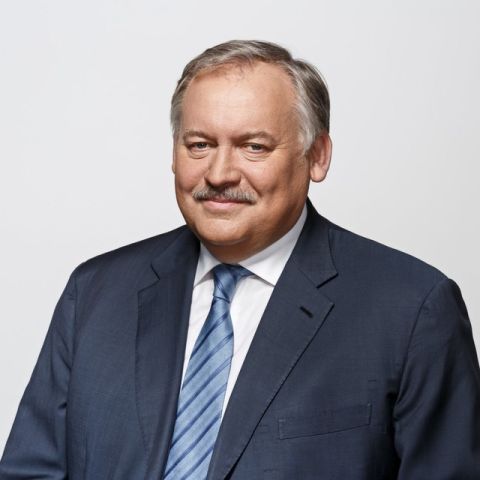 Константин Затулин: продолжение. К. Затулин: Я уверен, что со стороны вменяемых здравомыслящих людей все равно в Европе или в Америке должно быть понимание, что идти на поводу у хулиганов, которые вообще таким образом...