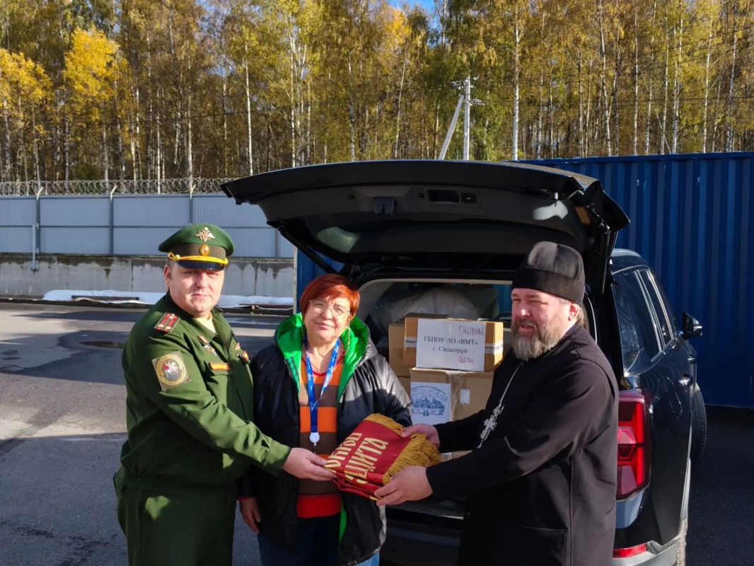 Представители военного следственного управления СК России по ЛенВО совместно с представителями общественности направили гуманитарную помощь в ДНР Представители военного следственного управления СК России по ЛенВО совместно с представителями общественности направили гуманитарную помощь в ДНР